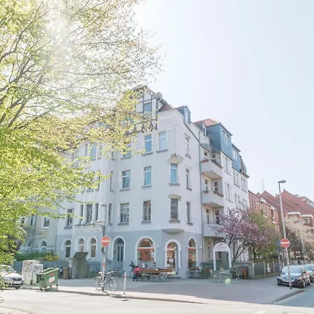 Private * הנובר